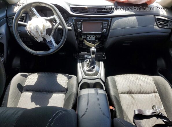 KNMAT2MV3HP582031 2017 NISSAN ROGUE Gray Dashboard view