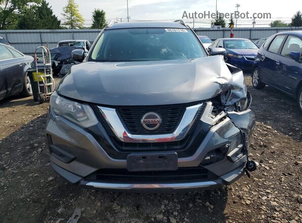 KNMAT2MV3JP510994 2018 NISSAN ROGUE Угольный Вид спереди