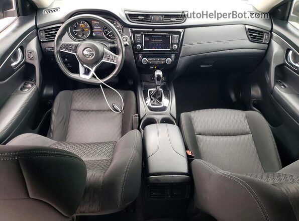 KNMAT2MV3JP549813 2018 NISSAN ROGUE Gray Dashboard view