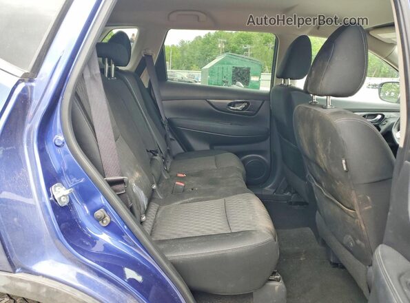 KNMAT2MV3JP568183 2018 NISSAN ROGUE Blue Вид задньої частини салону