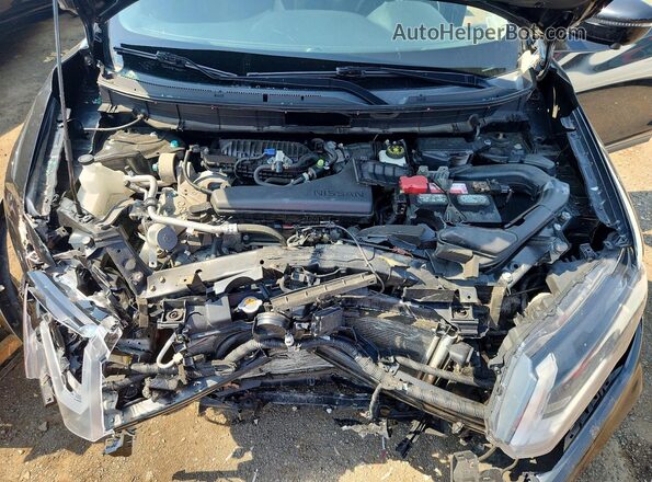 KNMAT2MV3JP615549 2018 NISSAN ROGUE Black Vista del compartimento del motor
