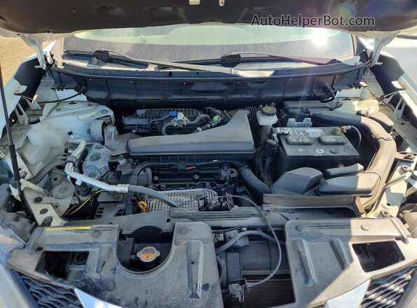 KNMAT2MV4GP593960 2016 NISSAN ROGUE White Вид задньої частини салону