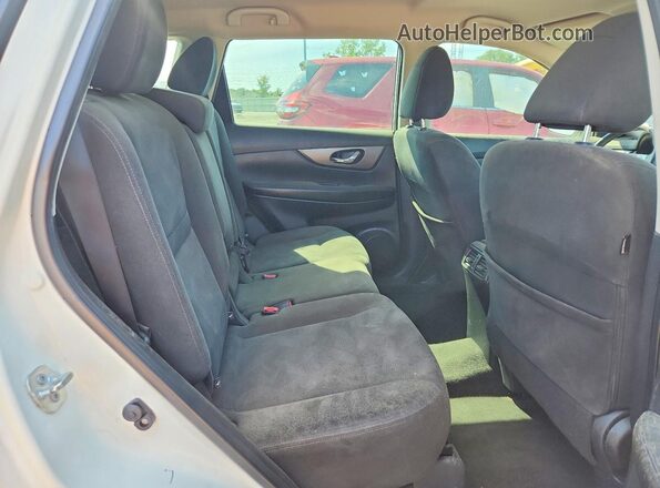 KNMAT2MV4GP593960 2016 NISSAN ROGUE White Вид задніх сидінь