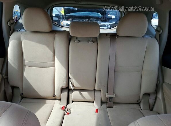 KNMAT2MV4GP716947 2016 NISSAN ROGUE Black Rear seats view
