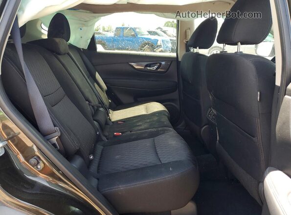 KNMAT2MV4HP504874 2017 NISSAN ROGUE Brown უკანა სალონის ხედი