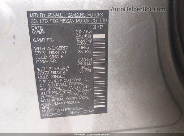 KNMAT2MV4HP552004 2017 NISSAN ROGUE Silver Widok komory silnika