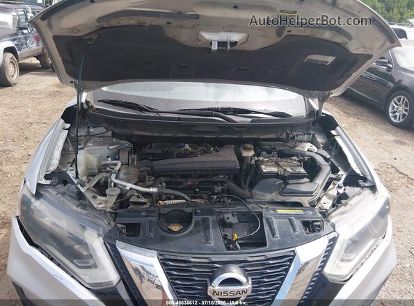 KNMAT2MV4HP552004 2017 NISSAN ROGUE Silver Widok z tyłu