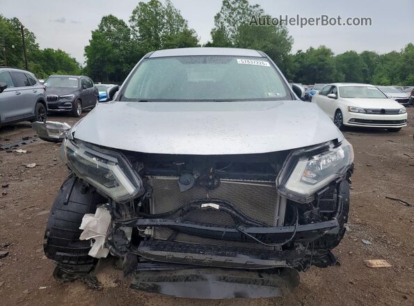 KNMAT2MV4HP562113 2017 NISSAN ROGUE Silver Вид спереду