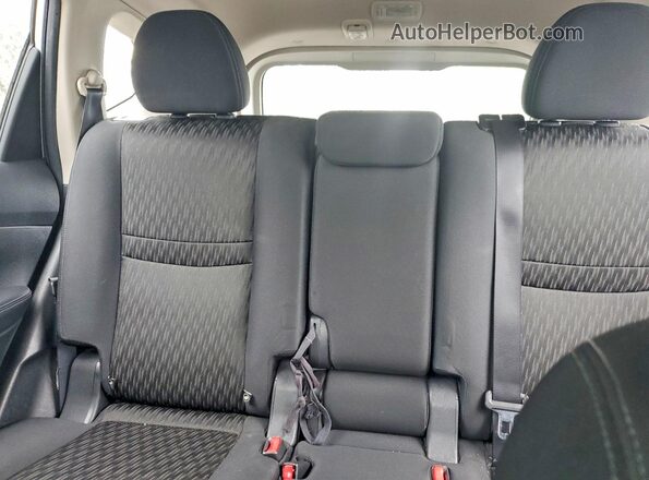 KNMAT2MV4HP562113 2017 NISSAN ROGUE Silver Вид задніх сидінь