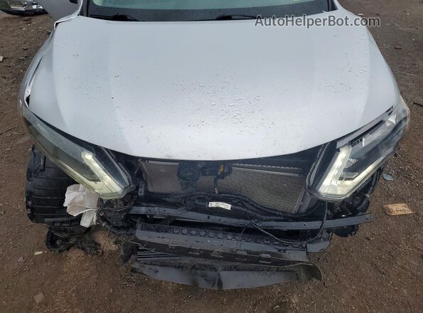 KNMAT2MV4HP562113 2017 NISSAN ROGUE Silver Вид підкапотного простору
