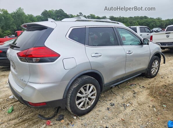 KNMAT2MV4HP587285 2017 NISSAN ROGUE Серебряный Задняя правая четверть