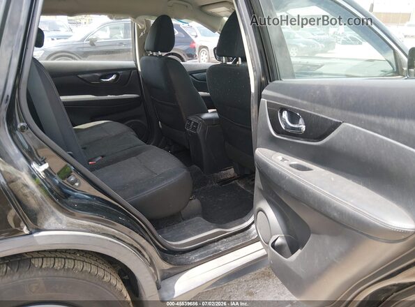 KNMAT2MV4JP520062 2018 NISSAN ROGUE Black Widok naklejki z numerem VIN