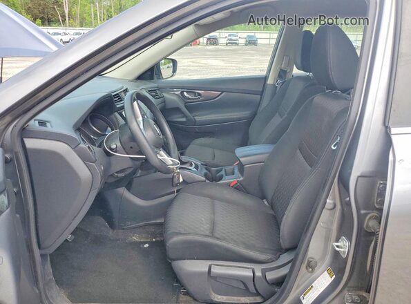 KNMAT2MV4JP568032 2018 NISSAN ROGUE Gray Front interior view