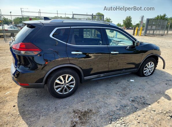KNMAT2MV4JP586790 2018 NISSAN ROGUE Black Rear right