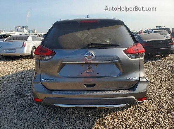 KNMAT2MV4JP608299 2018 NISSAN ROGUE Серый Вид сзади
