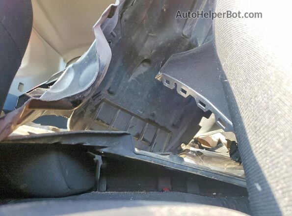 KNMAT2MV4JP608299 2018 NISSAN ROGUE Серый Вид задних сидений