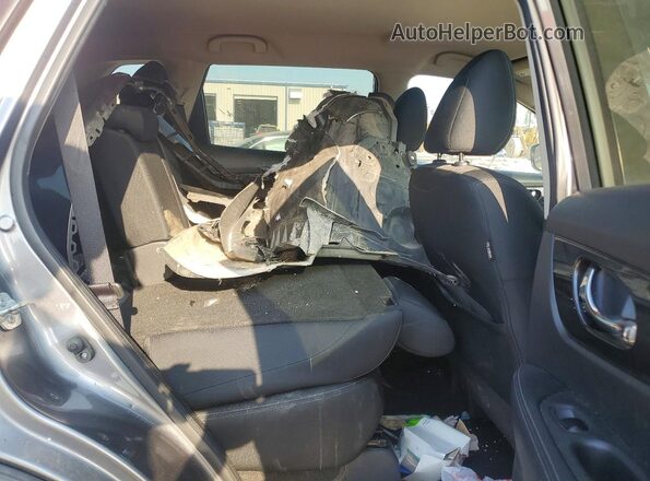 KNMAT2MV4JP608299 2018 NISSAN ROGUE Серый Вид задней части салона