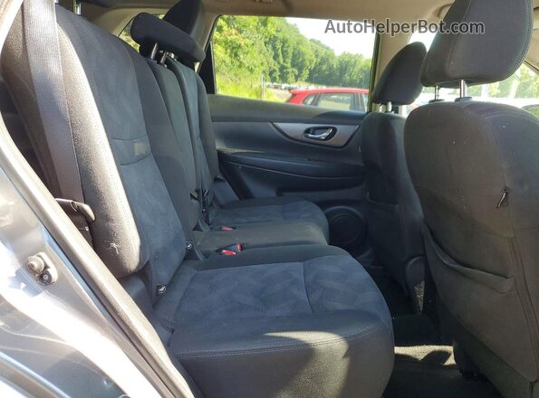 KNMAT2MV5GP657357 2016 NISSAN ROGUE Gray Rear interior view