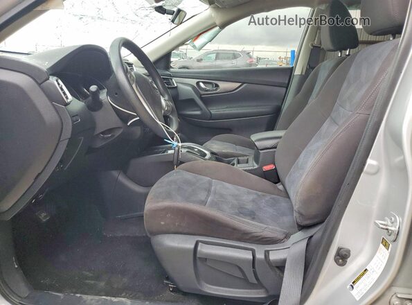 KNMAT2MV5GP688253 2016 NISSAN ROGUE Silver Widok wnętrza z przodu