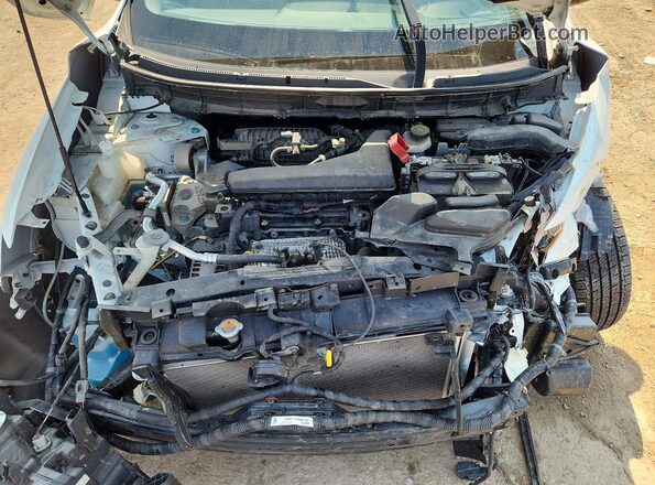 KNMAT2MV5HP538435 2017 NISSAN ROGUE Белый Вид подкапотного пространства