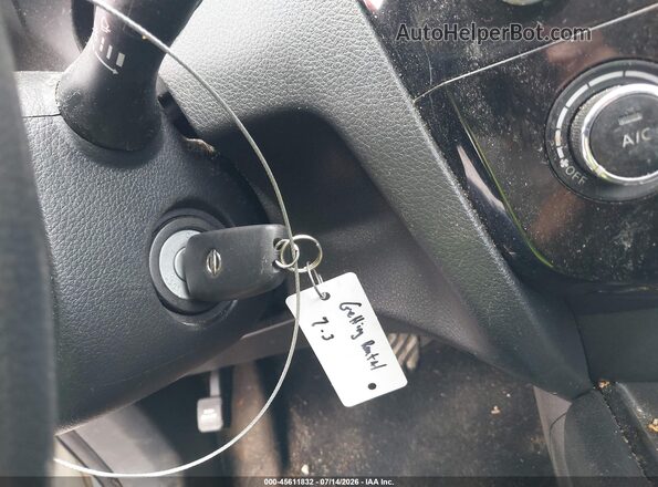 KNMAT2MV5HP593449 2017 NISSAN ROGUE White Вид панелі приладів