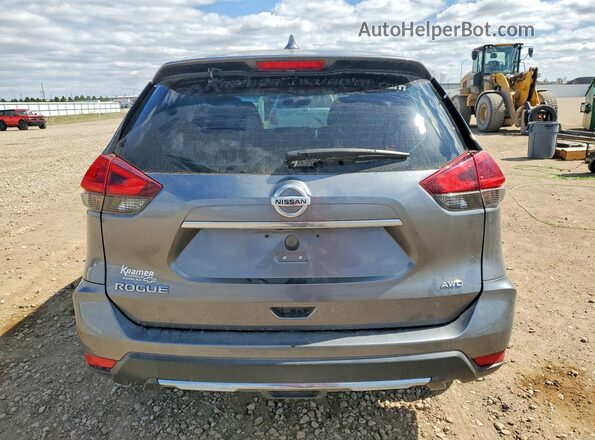 KNMAT2MV5JP536299 2018 NISSAN ROGUE Gray Вид ззаду
