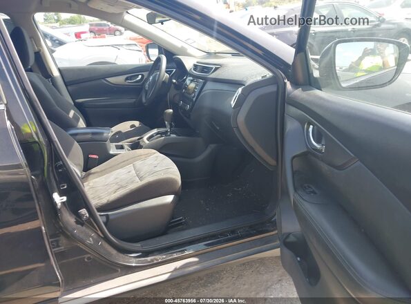 KNMAT2MV6GP650367 2016 NISSAN ROGUE Черный Вид салона спереди