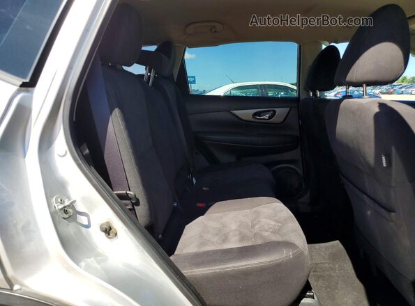 KNMAT2MV6GP715380 2016 NISSAN ROGUE Silver Սալոնի հետևի տեսք