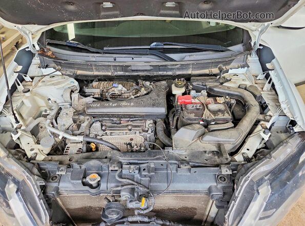 KNMAT2MV6HP549072 2017 NISSAN ROGUE White Engine compartment view