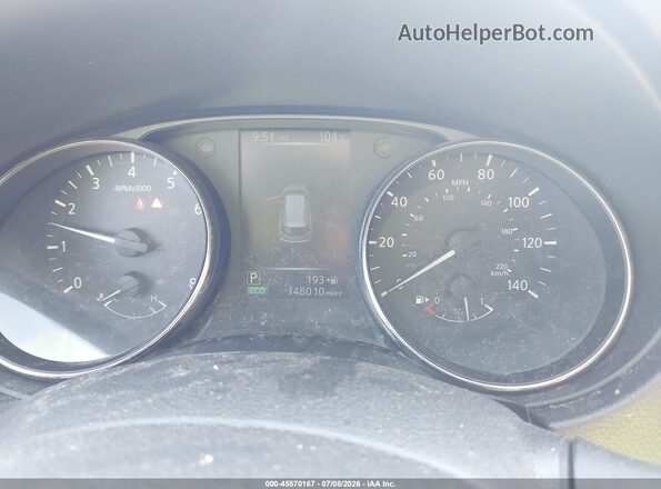 KNMAT2MV6HP566938 2017 NISSAN ROGUE Silver Vista de los asientos traseros