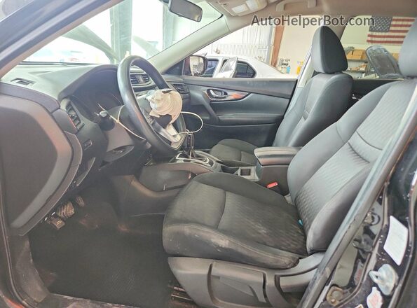 KNMAT2MV6HP573260 2017 NISSAN ROGUE Charcoal Front interior view