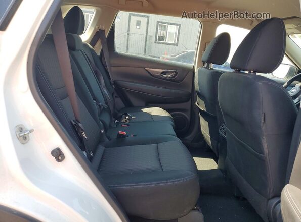 KNMAT2MV6HP576983 2017 NISSAN ROGUE White Rear interior view