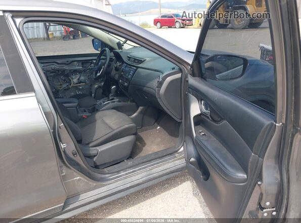 KNMAT2MV6HP579527 2017 NISSAN ROGUE Gray Vista interior delantera
