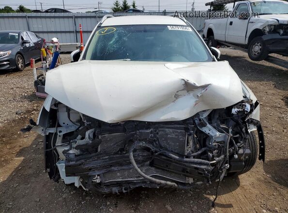 KNMAT2MV6JP573765 2018 NISSAN ROGUE Белый Вид спереди