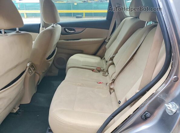KNMAT2MV7GP620374 2016 NISSAN ROGUE Gray Rear interior view