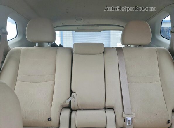 KNMAT2MV7GP723567 2016 NISSAN ROGUE Gray Rear seats view
