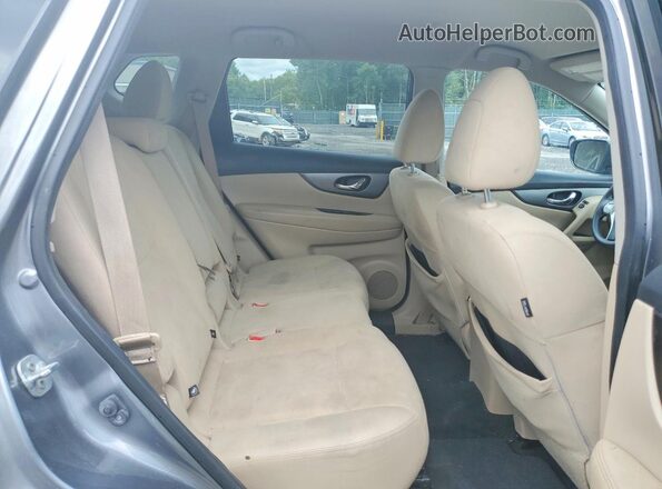 KNMAT2MV7GP723567 2016 NISSAN ROGUE Gray Rear interior view