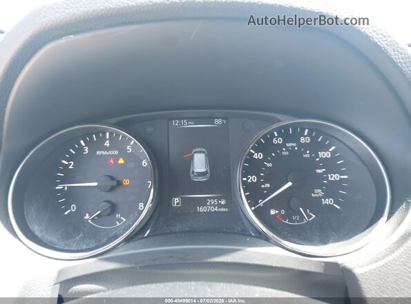 KNMAT2MV7HP523158 2017 NISSAN ROGUE Silver Widok tylnych siedzeń