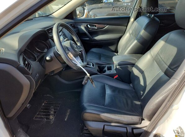 KNMAT2MV7HP524620 2017 NISSAN ROGUE White Vista interior delantera