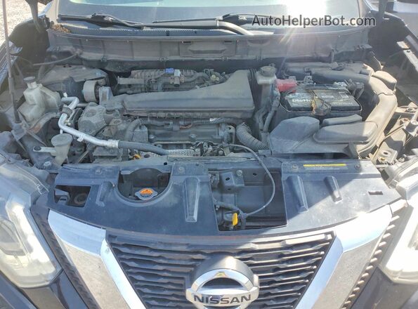 KNMAT2MV7HP544771 2017 NISSAN ROGUE Black Widok komory silnika