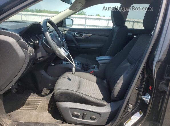 KNMAT2MV7HP544771 2017 NISSAN ROGUE Black Widok wnętrza z przodu