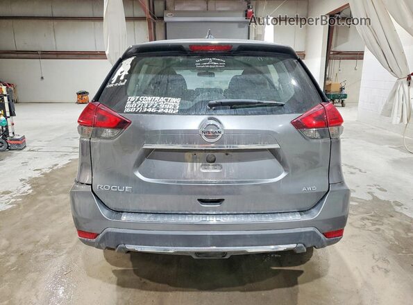 KNMAT2MV7HP613104 2017 NISSAN ROGUE Gray Rear view