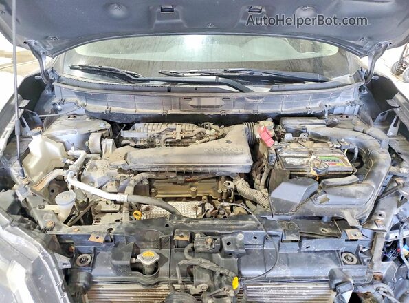 KNMAT2MV7HP613104 2017 NISSAN ROGUE Gray Rear interior view