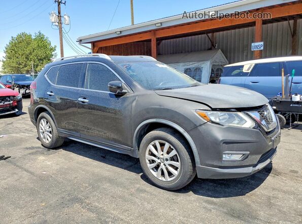 KNMAT2MV7JP501859 2018 NISSAN ROGUE Black Przód prawy