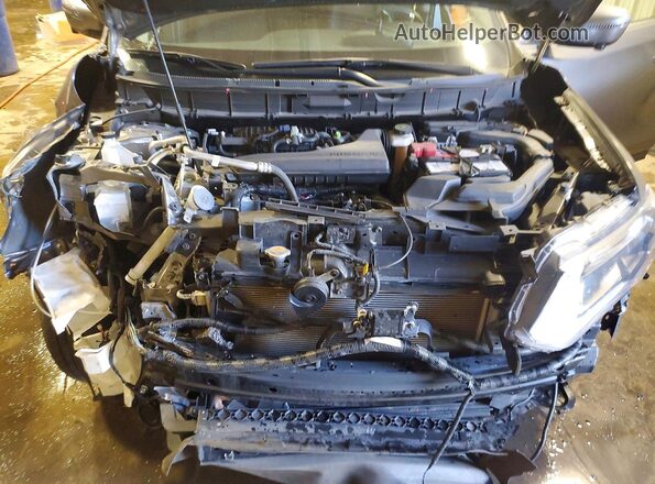 KNMAT2MV7JP507046 2018 NISSAN ROGUE Silver Engine compartment view