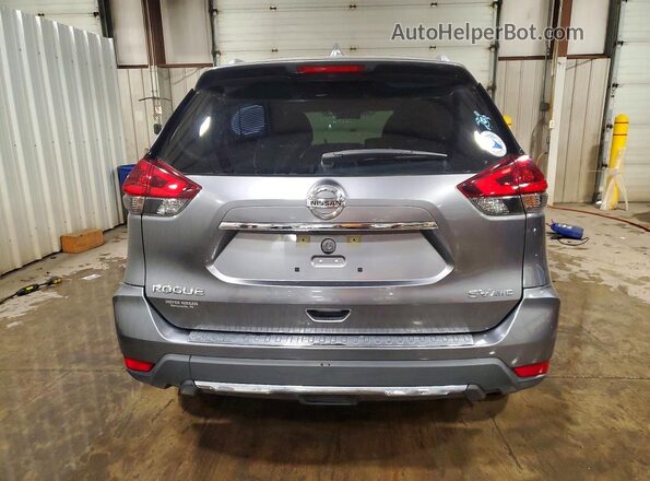 KNMAT2MV7JP507046 2018 NISSAN ROGUE Silver Rear view