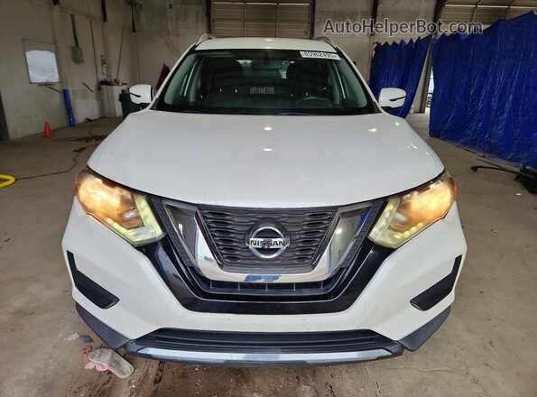 KNMAT2MV7JP562905 2018 NISSAN ROGUE White Front view