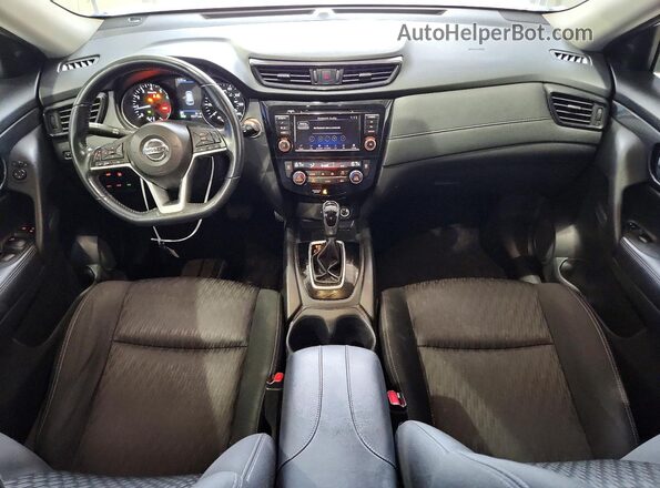 KNMAT2MV7JP562905 2018 NISSAN ROGUE White Dashboard view
