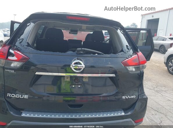 KNMAT2MV7JP597976 2018 NISSAN ROGUE Black Widok z przodu