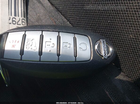 KNMAT2MV7JP597976 2018 NISSAN ROGUE Black Widok deski rozdzielczej